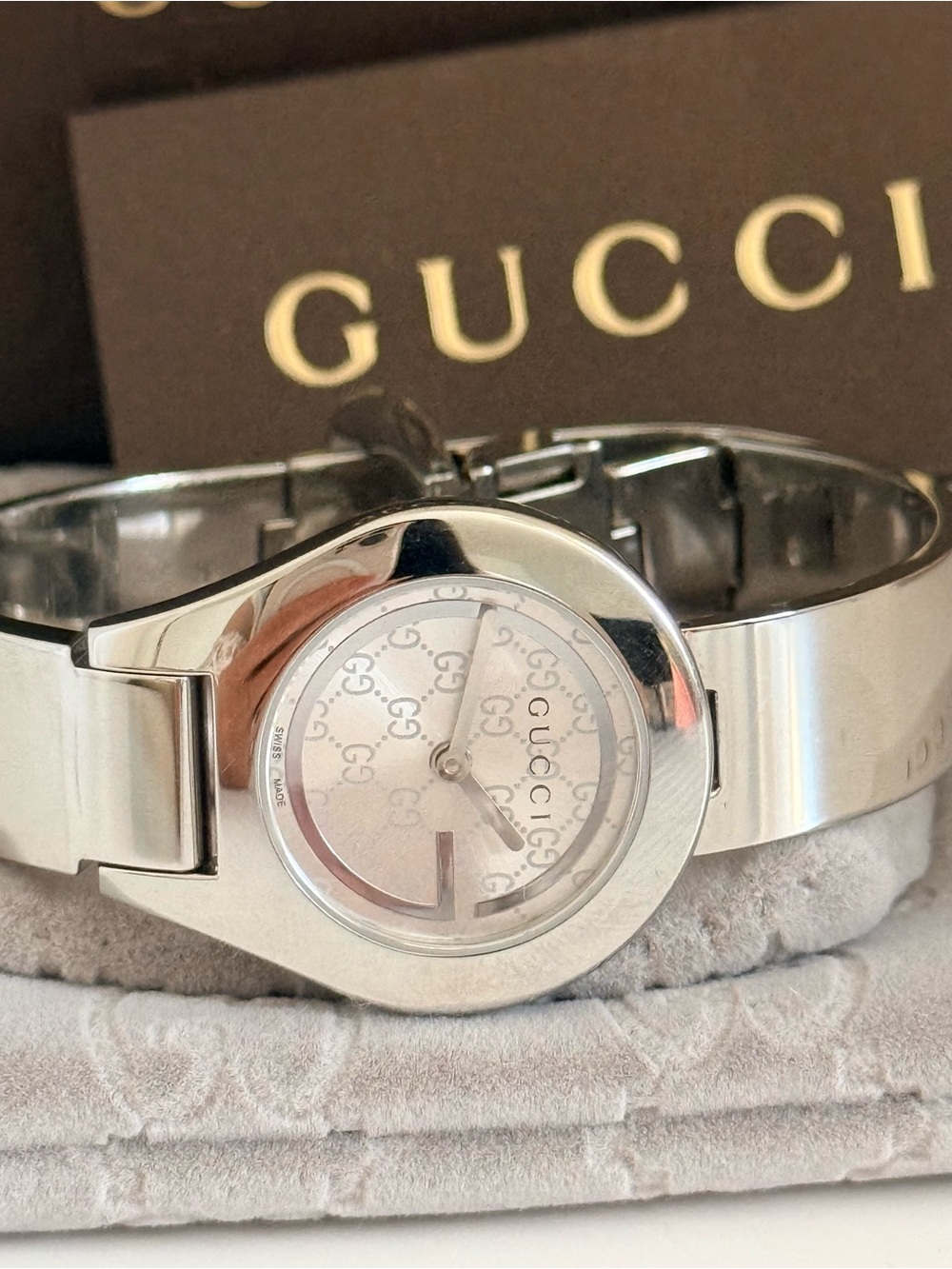 Gucci watch Silver Stainless Steel Bracelet ๐ - Picture 3 of 12